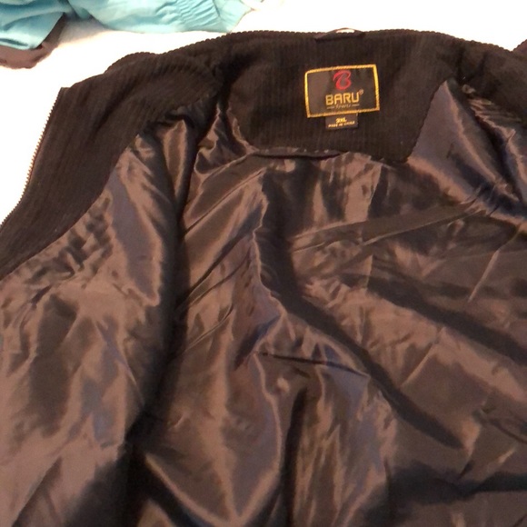 Baru sports.    Size 3XL.  Black Vest.  (Man) - Picture 9 of 12